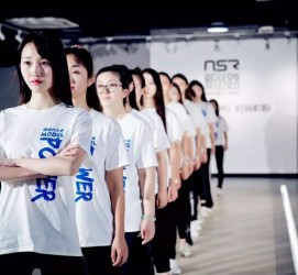 遵化市南京少儿模特兼职(南京潮童星少儿模特培训地址)