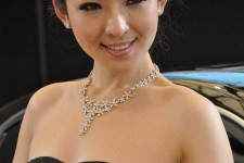 遵化市最美车模(最美车模左左)