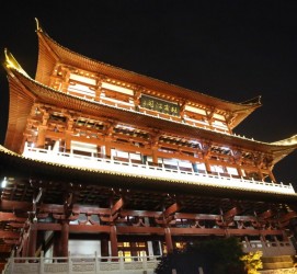 遵化市长沙旅游攻略(长沙旅游攻略景点必去长沙美食街)