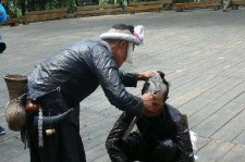 遵化市欲带老伴游遍中国(带着老伴去旅游)