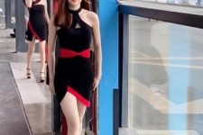 遵化市女孩为挣钱在学校兼职当模特的简单介绍