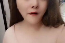遵化市美院系花兼职死商务模特(美院系花兼职商务模特第2部一边看球一边玩)