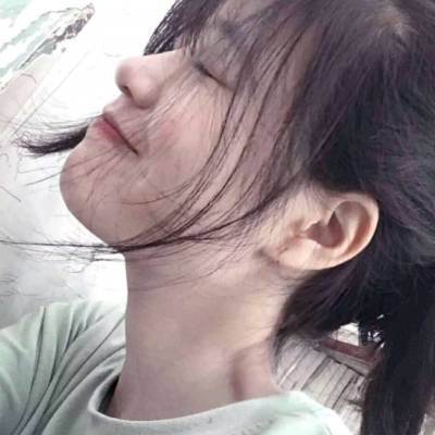 遵化市伴游女生烟雨蒙蒙的资料